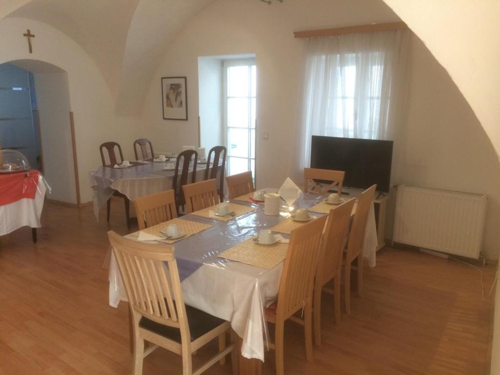 Haus Zum Nibelungenlied Leilighet Melk Eksteriør bilde